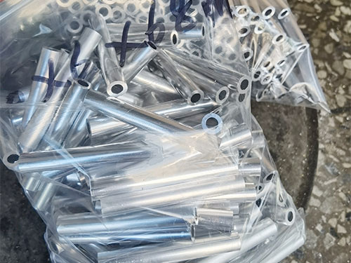 空心薄壁铝管